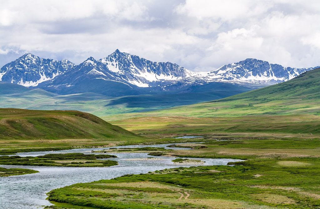 1200px-The_Land_of_Giants,_Deosai